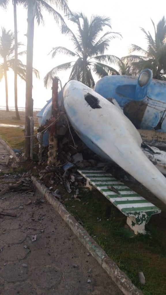 Escultura famosa em Belmonte não resiste ao avanço do mar 8