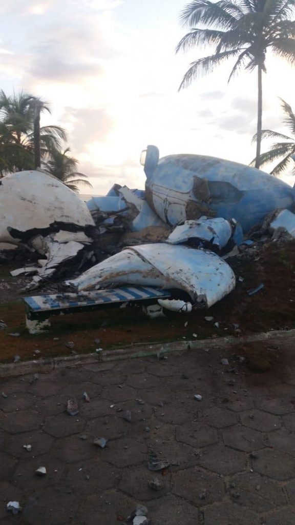 Escultura famosa em Belmonte não resiste ao avanço do mar 6